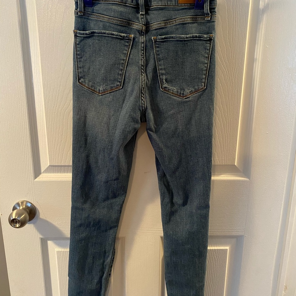 Abercrombie & Fitch Simone High Rise Super Skinny - Picture 2 of 2